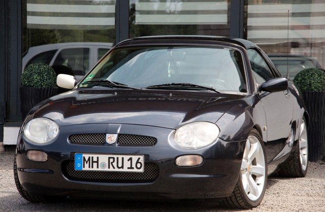 MG F 1.8i 75 LE Automatik Gebrauchtwagen Kaufen | EZ 11/2000