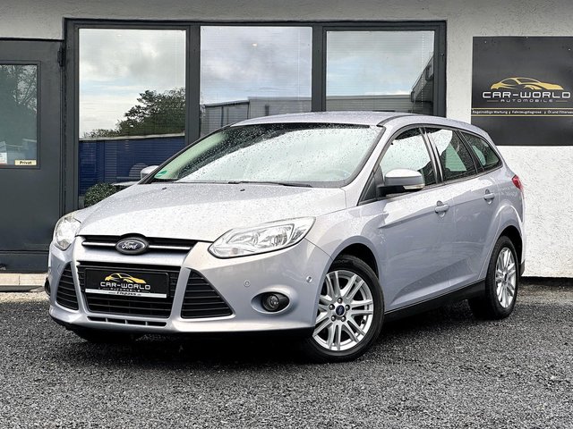 Ford Focus Turnier Sync Edition Tüv Neu Inspaketion Neu Gebrauchtwagen Kaufen | EZ 03/2014 | Preis 5.999 €