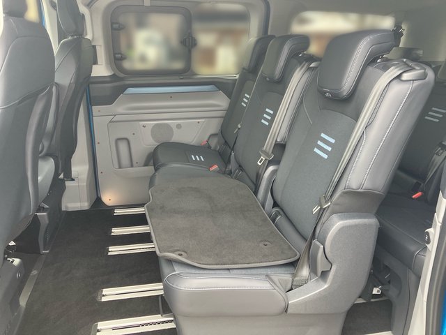 Ford Tourneo Custom Bus 320 L1 Active FWD - bilder 10