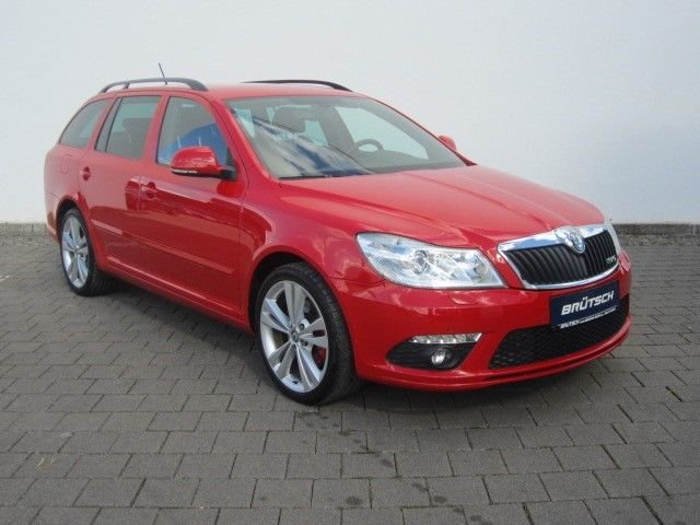 Skoda Octavia Combi  2.0 TDI RS LEDER/XENON - bilder 1