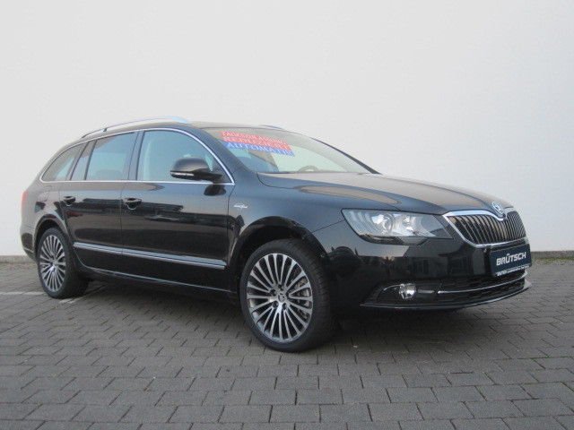 Skoda Superb Combi  3.6 V6 DSG 4x4 L&K Vollausstattung - bilder 1