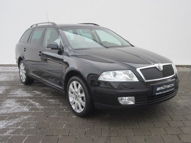 Skoda Octavia Combi  2.0 FSI L&K LEDER / XENON / PDC - bilder 1