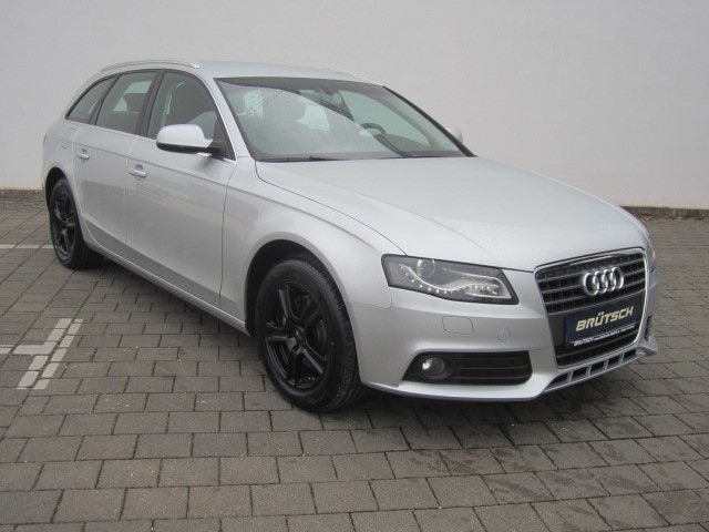 Audi A4 Avant 2.0 TDI Attraction KLIMA / NAVI / XENON - bilder 1