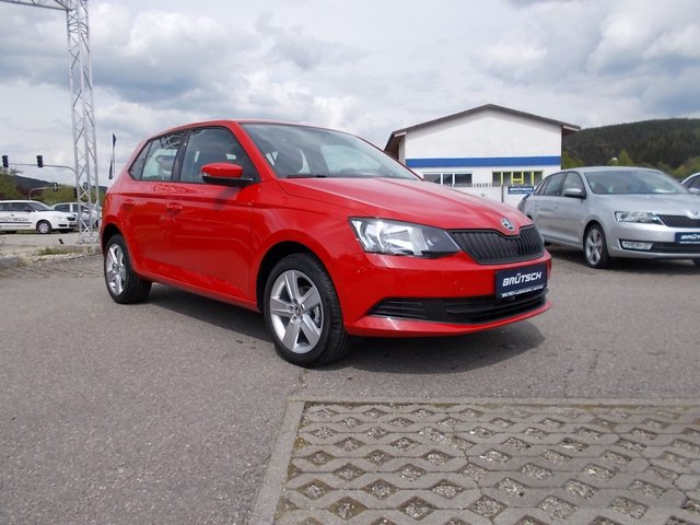 Foto №1 Skoda Fabia Gebrauchtwagen Kaufen bei Autohaus Brütsch GmbH