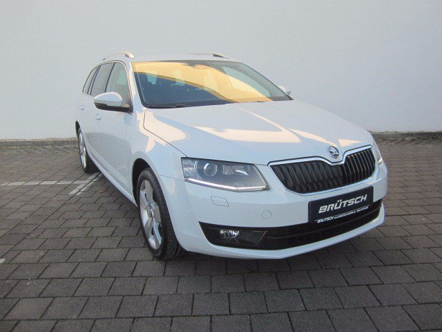 Foto №1 Skoda Octavia Combi Gebrauchtwagen Kaufen bei Autohaus Brütsch GmbH