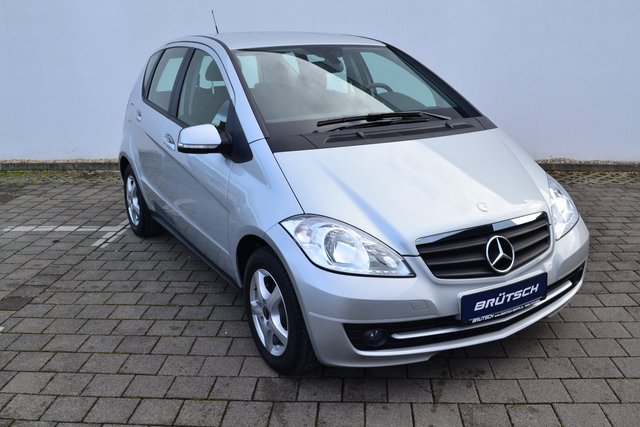 Mercedes-Benz A 160 AUTOMATIK / KLIMA / NAVI / SITZHEIZUNG - foto 1