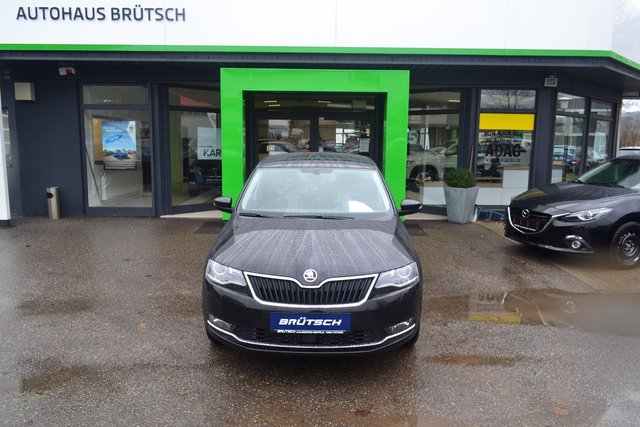 Skoda Rapid Spaceback CLEVER 1.4 TSI DSG Infotainment / Licht & Sicht - bilder 1