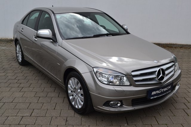 Mercedes-Benz C 180 Kompressor AUTOMATIK / NAVI / XENON / PDC - foto 1