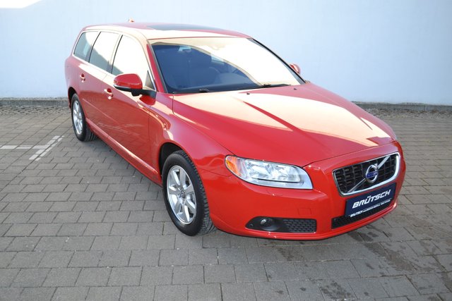 Volvo V70 D4 AWD DPF Kinetic Kombi AHK / SCHIEBEDACH / NAVI - bilder 1