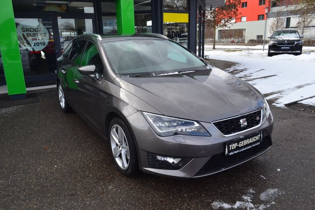 Seat Leon 1.8 TSI ST FR DSG / ALCANTARA / LED / NAVI - bilder 1