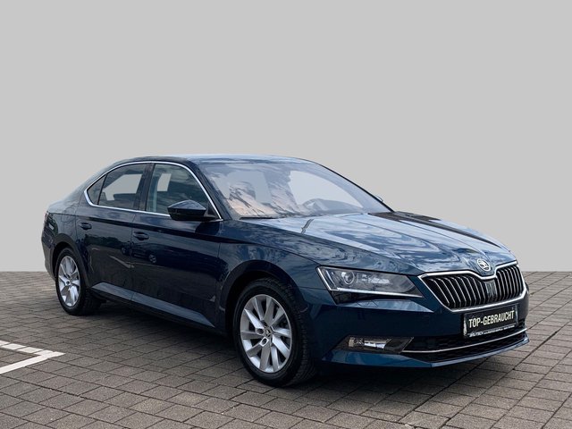 Skoda Superb 2.0 TDI Style KLIMA / AHK / ACC / XENON - bilder 1