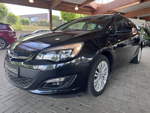 Opel Astra J Sports Tourer Edition Used vehicle for sale | First registration 05/2016 | Price 6.990 €
