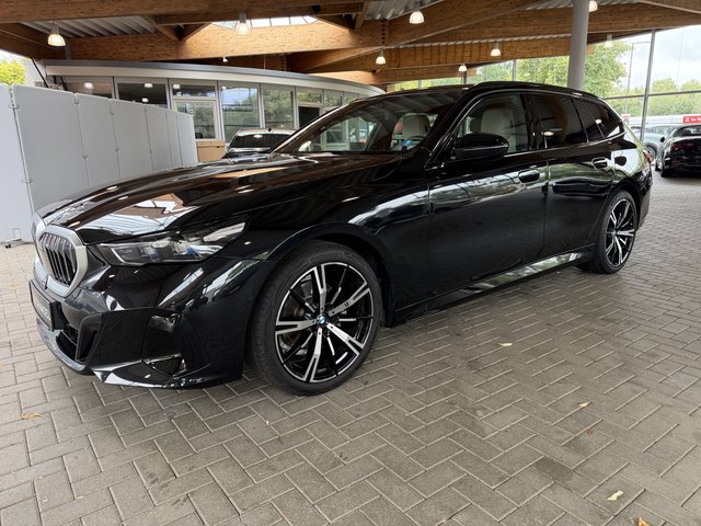 BMW 520 i M Sport 140 KW Harman Kardon Soundsystem Gebrauchtwagen Kaufen | EZ 01/2026 | Preis 49.900 €