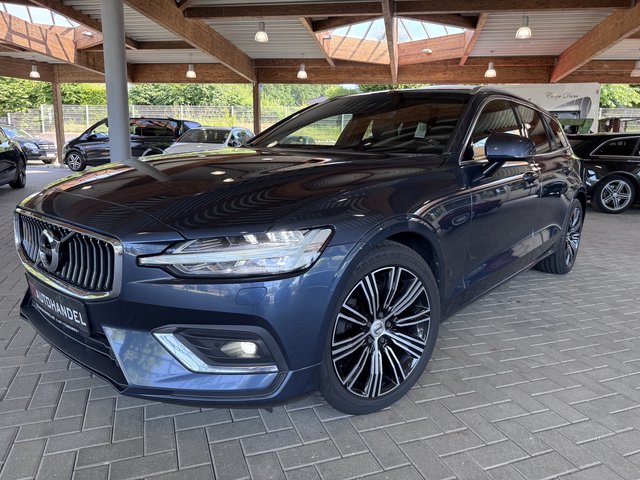 Volvo V60 Kombi Inscription AWD D4 HUD AHK Schiebedach Gebrauchtwagen Kaufen | EZ 12/2019 | Preis 20.900 €