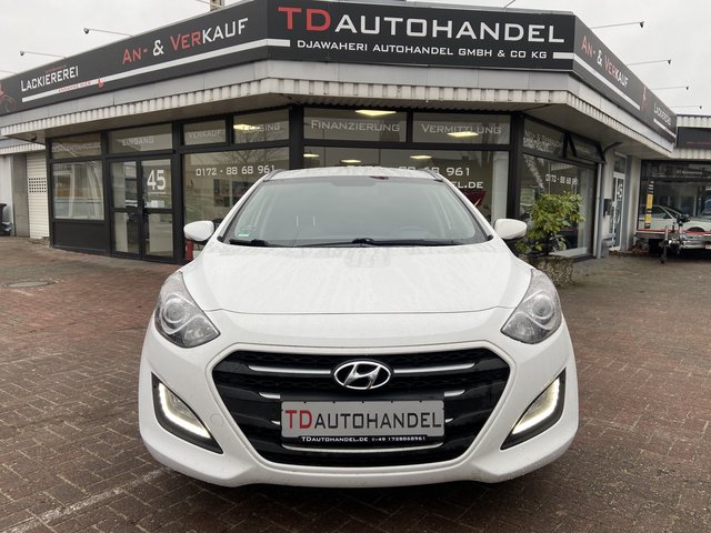 Hyundai i30 1.6 Diesel aus 1.Hand/Sitz +Lenkrad Hz/PDC Style Gebrauchtwagen Kaufen | EZ 02/2016 | Preis 9.990 €