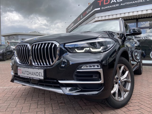 BMW X5 xDrive 30 d xLine / LiveCockpit/DAB/Kamera Gebrauchtwagen Kaufen | EZ 01/2022 | Preis 76.900 €