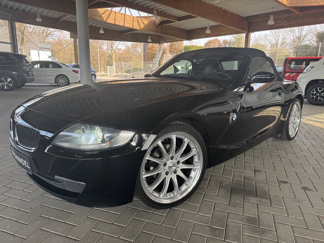 BMW Z4 2.0i M Lenkrad Leder Sportsitze, PDC, Xenon-Scheinwerfer Gebrauchtwagen Kaufen | EZ 07/2007 | Preis 8.990 €