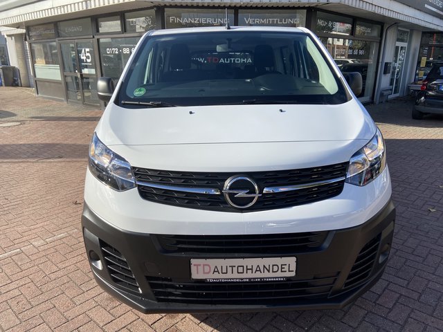 Opel Vivaro Kombi L 9 Sitzer Tempomat DAB-Tuner Apple CarPlay & Android Auto Gebrauchtwagen Kaufen | EZ 09/2022 | Preis 36.900 €
