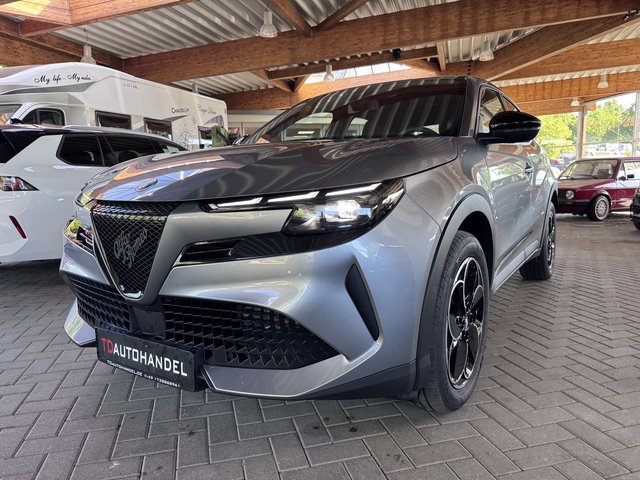 Alfa Romeo Junior Elettrica 115 kW Wärmepumpe, 18-Zoll, 10,25-Zoll-Display Gebrauchtwagen Kaufen | EZ 05/2025 | Preis 26.900 €