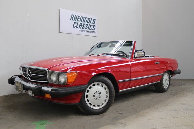 Mercedes-Benz SL 560 Oldtimer for sale