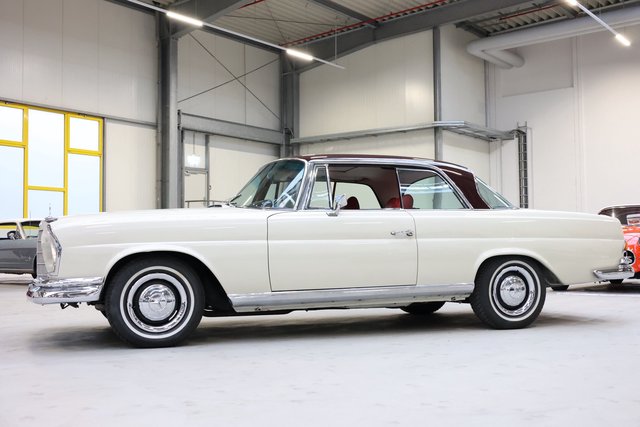 1969 Mercedes-Benz 280 SE 3.5 Liter V8 mit Luftfahrwerk, Schiebedach - photo 4