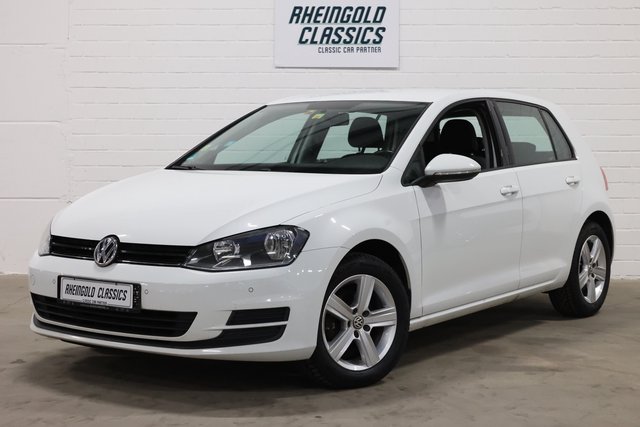2017 Volkswagen Golf 1.2 TSI 1.Hand AHK, PDC, Navigation - photo 1