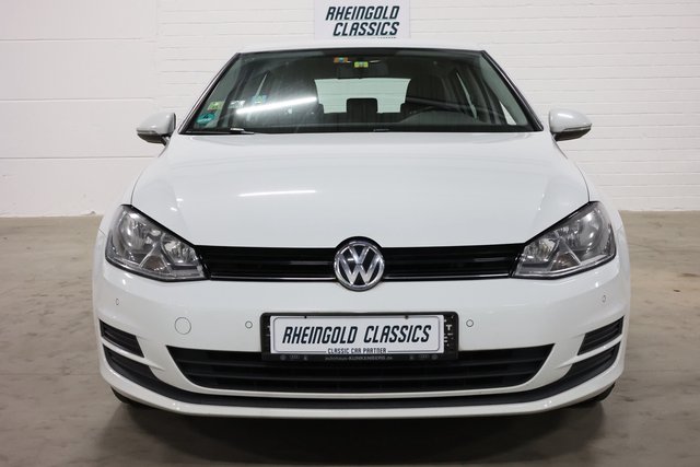 2017 Volkswagen Golf 1.2 TSI 1.Hand AHK, PDC, Navigation - photo 5