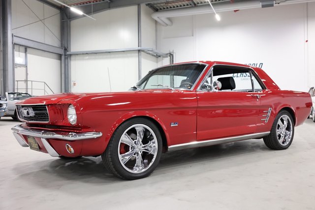 1966 Ford Mustang Coupé V8  neuer 302 V8 Motor - photo 3