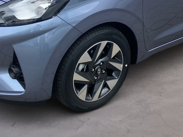 Hyundai i10 Comfort 5-trg 1.0i Navi,Alu,Klima, - bilder 5