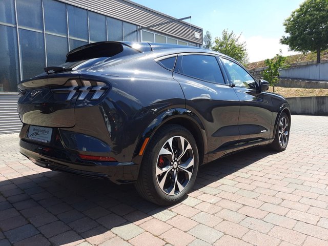 Ford Mustang Mach-E AWD ExtendedRange+NAVI+PANO+ACC+KAMERA+PDC - foto 2