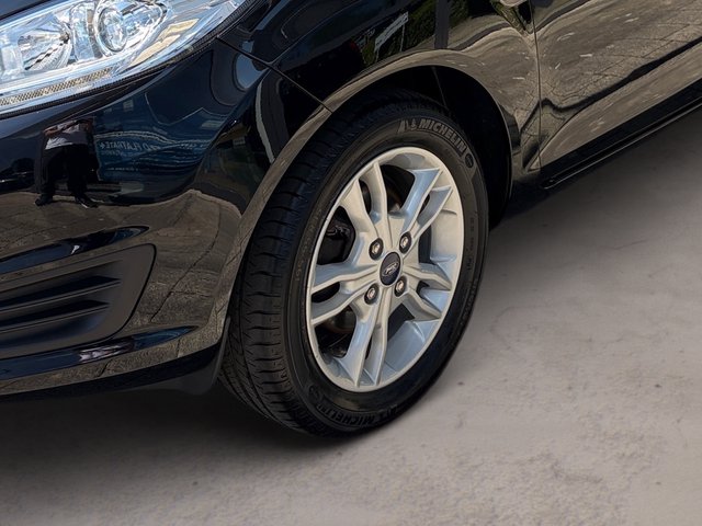 Ford Fiesta Trend - bilder 5