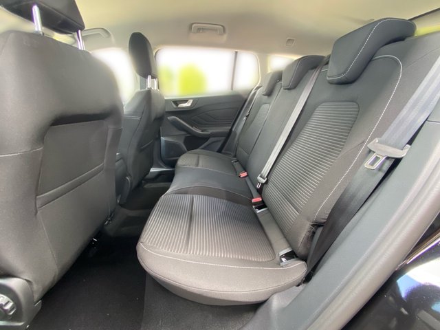 Ford Focus Turnier Titanium Edition +LED+WINTERPAKET+AHK+ - bilder 10