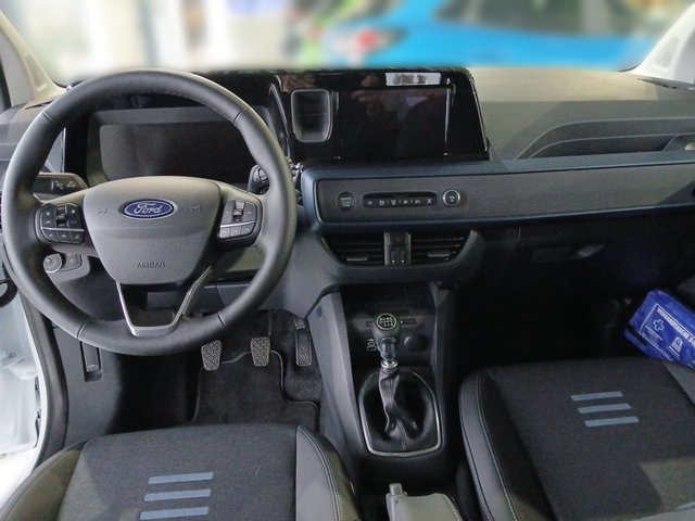 Ford Tourneo Courier Active - foto 8