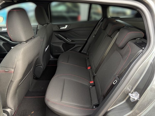 Ford Focus Turnier ST-Line X +PANO+LED+ACC+WINTERPAKET+ - foto 10