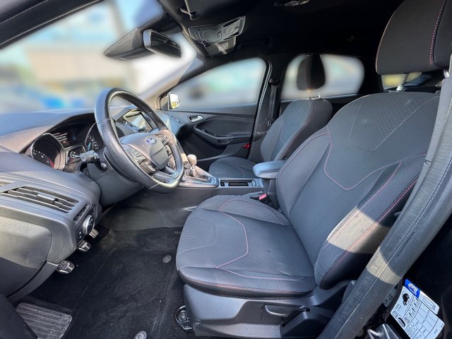 Ford Focus ST-Line +neuer Zahnriemen+Bi-Xenon+Tempomat+Winterpaket - foto 6