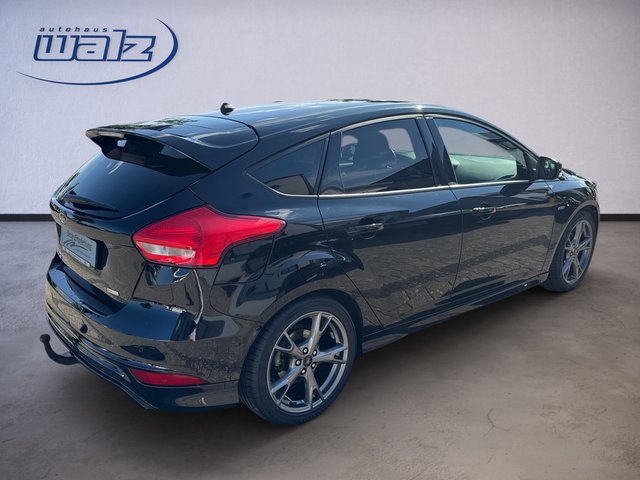 Ford Focus ST-Line +neuer Zahnriemen+Bi-Xenon+Tempomat+Winterpaket - foto 2
