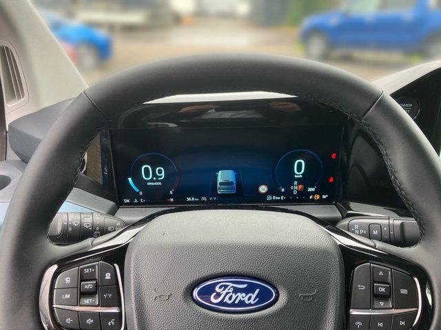 Ford Tourneo Custom 8-Sitzer 320 L2 Active FWD +AHK+LED+ACC+ - bilder 7