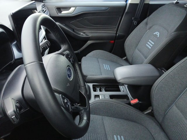 Ford Focus Active 5-trg +1.HAND+Winterpaket+LED+AHK 155PS - foto 6