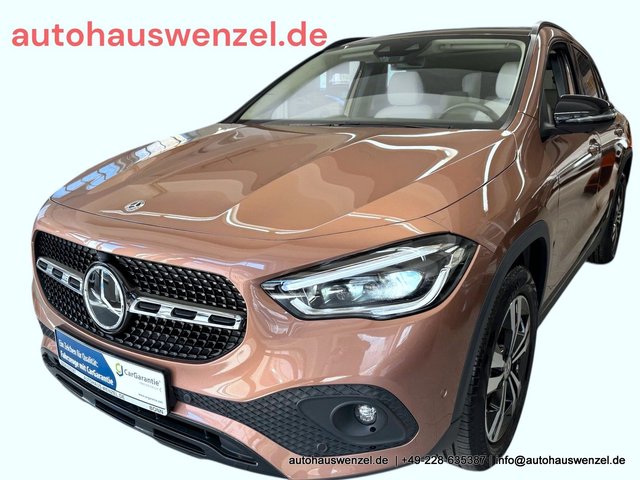 Mercedes-Benz GLA 220 d DISTRONIC STANDHEIZUNG PANORAMA AHK Used vehicle for sale | First registration 12/2021