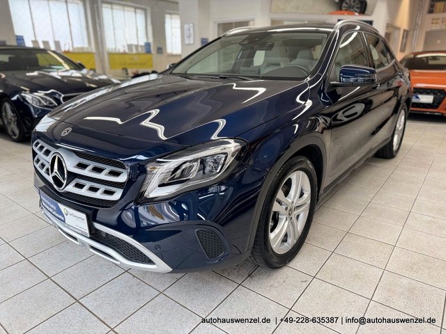 Mercedes-Benz GLA 200 Aut. - nur 37 tkm - PANORAMA KAM NAVI Used vehicle for sale | First registration 05/2017