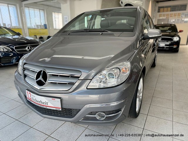 Mercedes-Benz B 180 "Sport" 5-Gang NAVIGATION SITZHEIZUNG PDC Gebrauchtwagen Kaufen | EZ 03/2011
