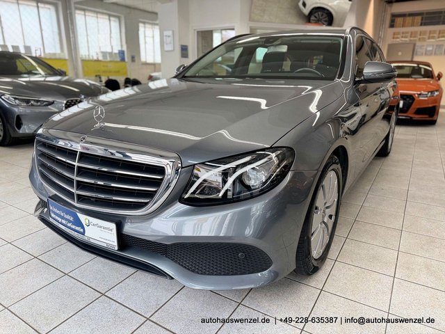Mercedes-Benz E 220 d T Aut. AHK NAVI LED KAMERA SITZHEIZUNG Used vehicle for sale | First registration 10/2019