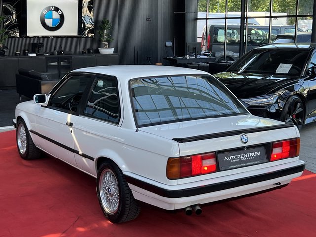 BMW E30 325I COUPE WERTGUTACHTEN - bilder 4