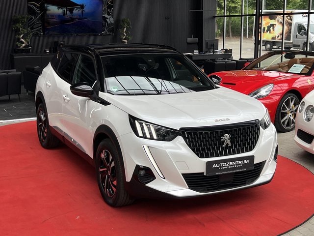 Peugeot 2008 GT FOCAL / LED / ACC / NAVI / Keyless / - foto 3