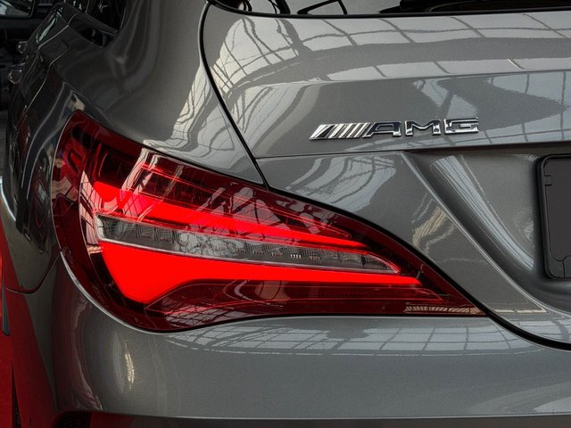 Mercedes-Benz CLA45 AMG Shooting Brake 4Matic B&O/LED/MEMO/ACC - foto 10