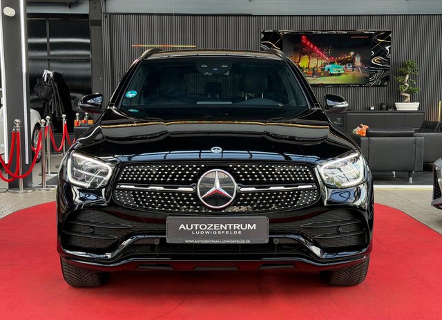 Mercedes-Benz GLC 200 d 4Matic AMG LINE ACC / CAMERA / LED / ATTENTION ASSIST - foto 2