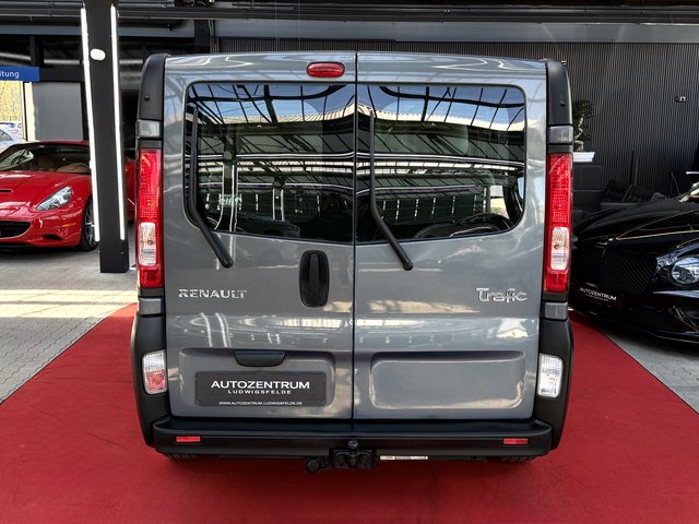 Renault Trafic Combi dCi 115 L2H1 KLIMA/NAVI/BT  2,9t verglast - foto 2