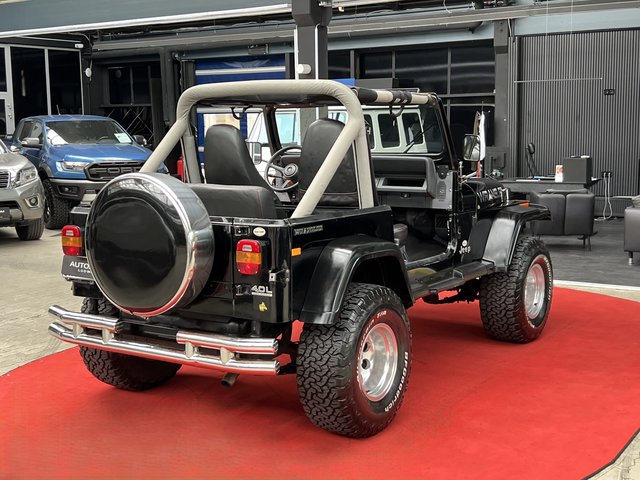 Jeep JEEP WRANGLER 4,0L V6 HIGH OUTPUT SAHARA / TÜV / WERTGUTACHTEN - photo 5