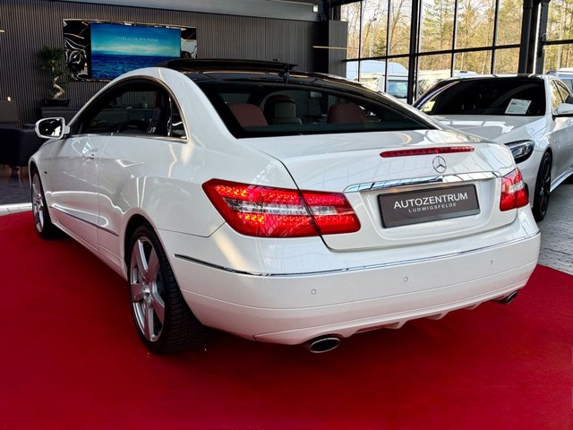 Mercedes-Benz E 350 CDI BlueEfficiency NAVI/H&K/SHZ/VENT - photo 7