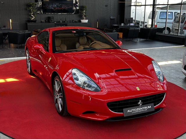Ferrari California F1 CAM / NAVI / LED / - foto 3